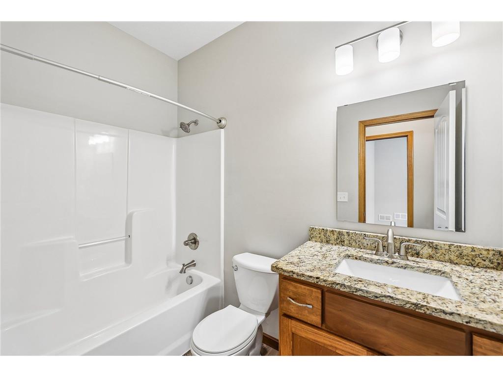 126 9th Avenue NE Isanti MN 55040 7071767 image27