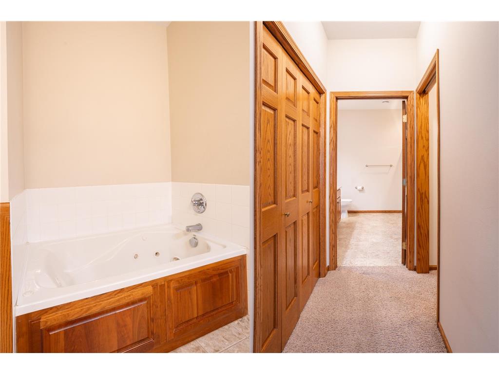 126 Acorn Avenue NW New London MN 56273 7047660 image17