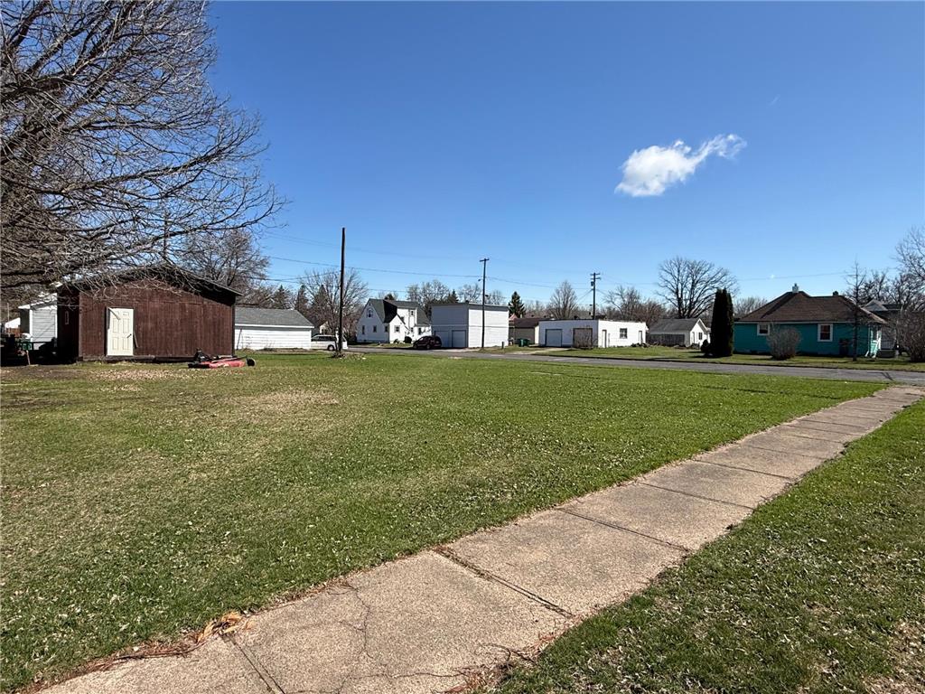 126 E Hibbing Avenue Keewatin MN 55753 7063448 image1