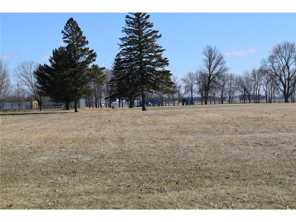 126 Higbie Avenue E Minnesota Lake MN 56068 7035524 image1