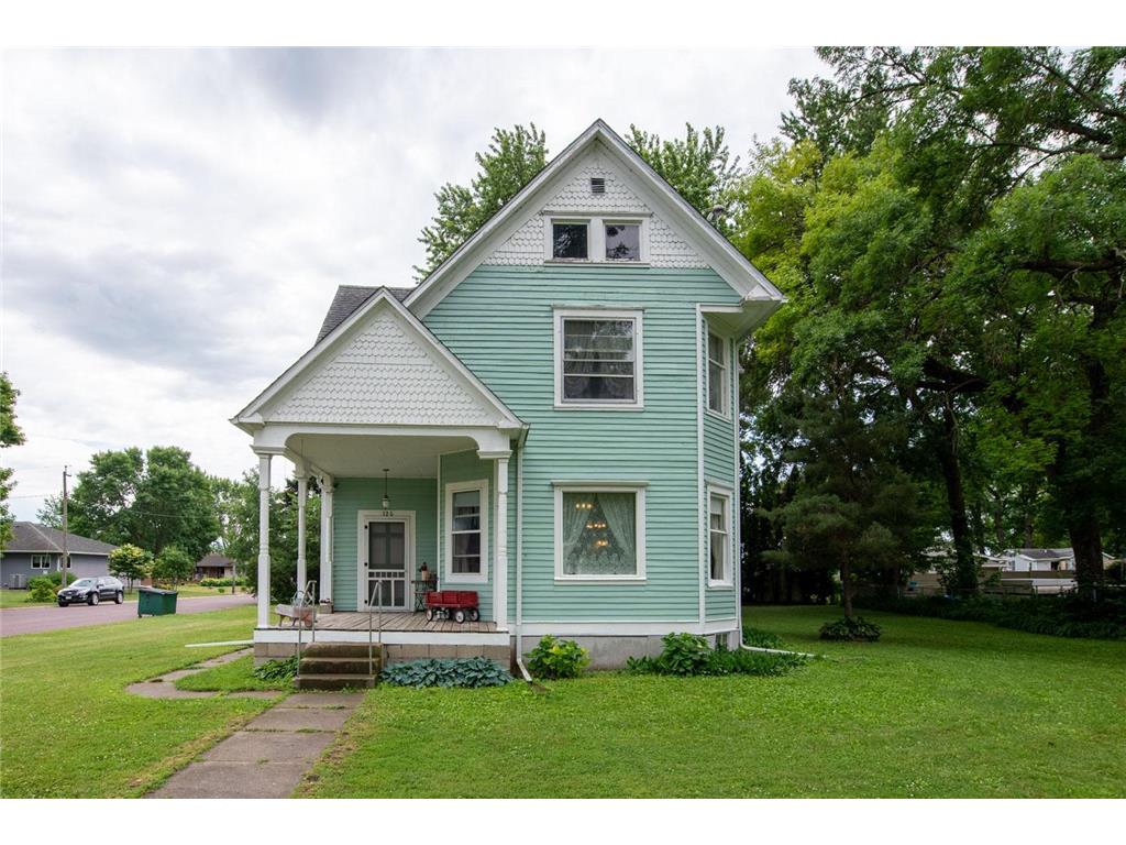126 Minnesota Avenue E Minnesota Lake MN 56068 7096806 image1