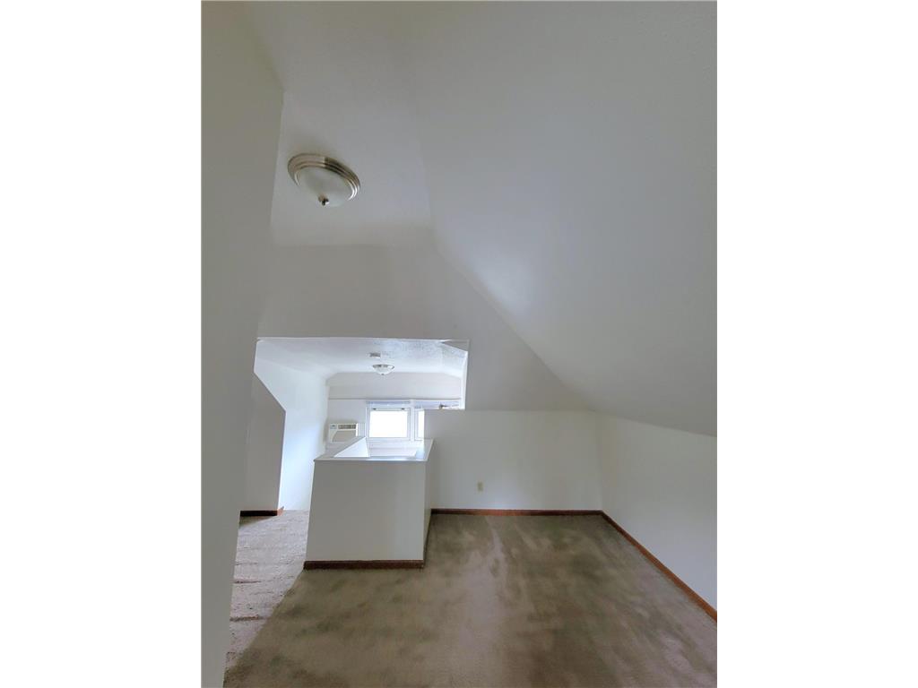 126 S 4th Street #301 River Falls WI 54022 7103080 image6