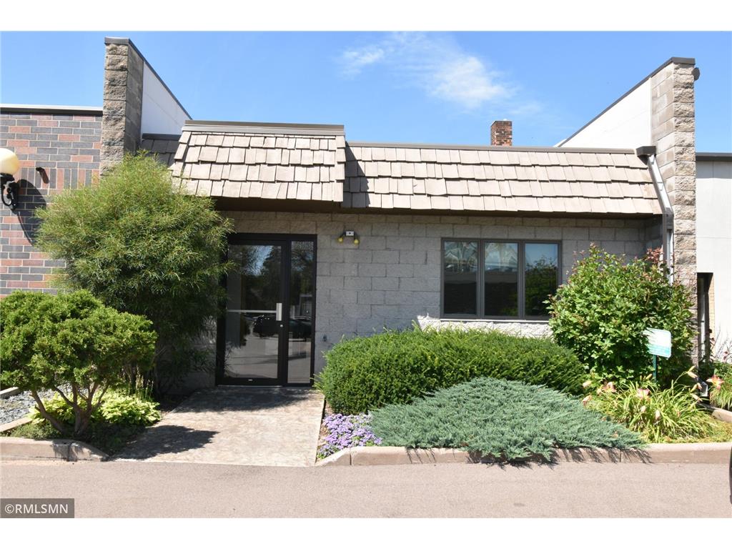 126 S Knowles Avenue New Richmond WI 54017 6611632 image1