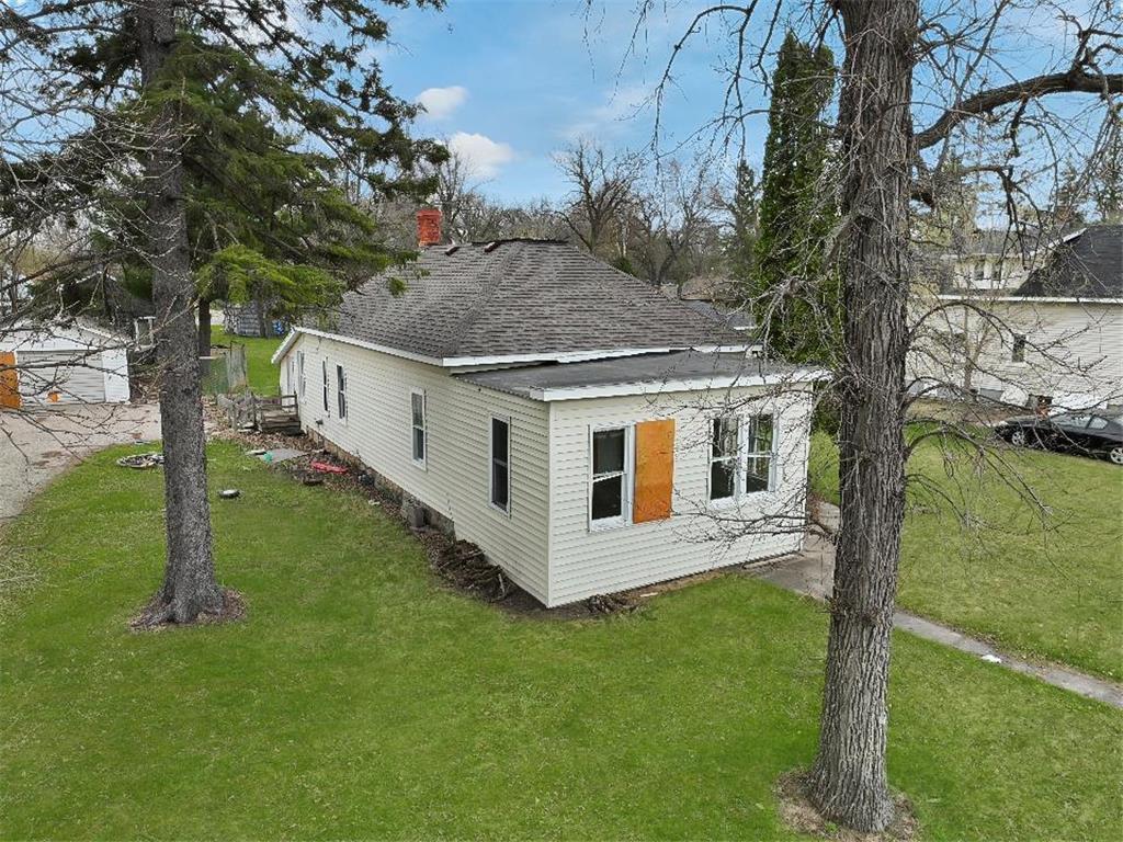 126 Tousley Avenue N New York Mills MN 56567 7038453 image1