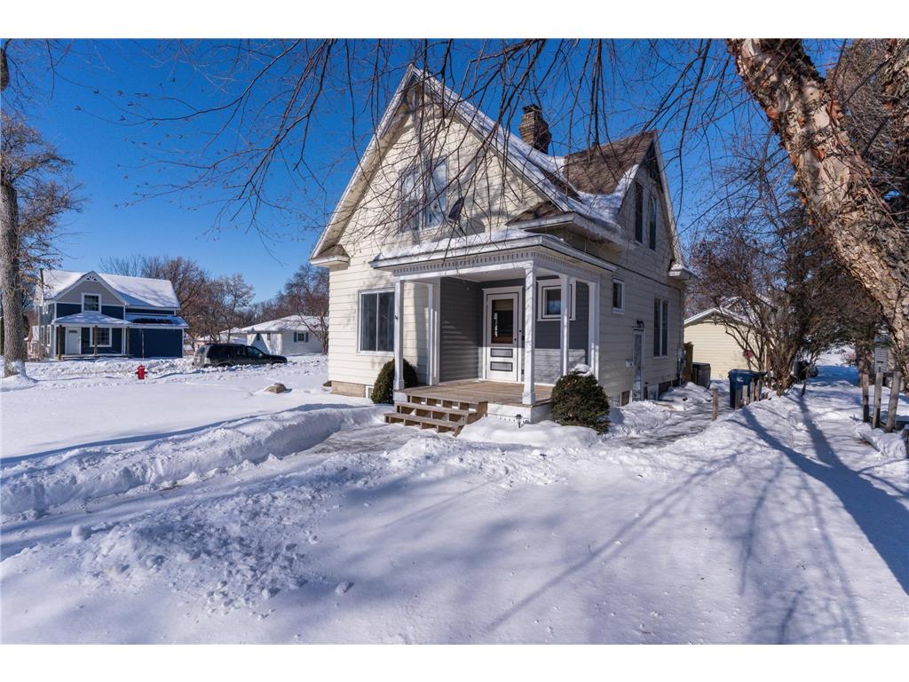 126 W Channing Avenue Fergus Falls Twp MN 56537 6328180 image1