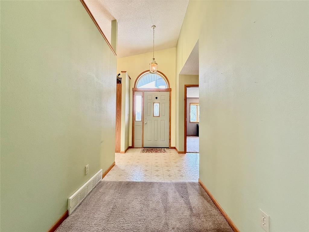 126 W Hilltop Drive Fergus Falls MN 56537 7068817 image3