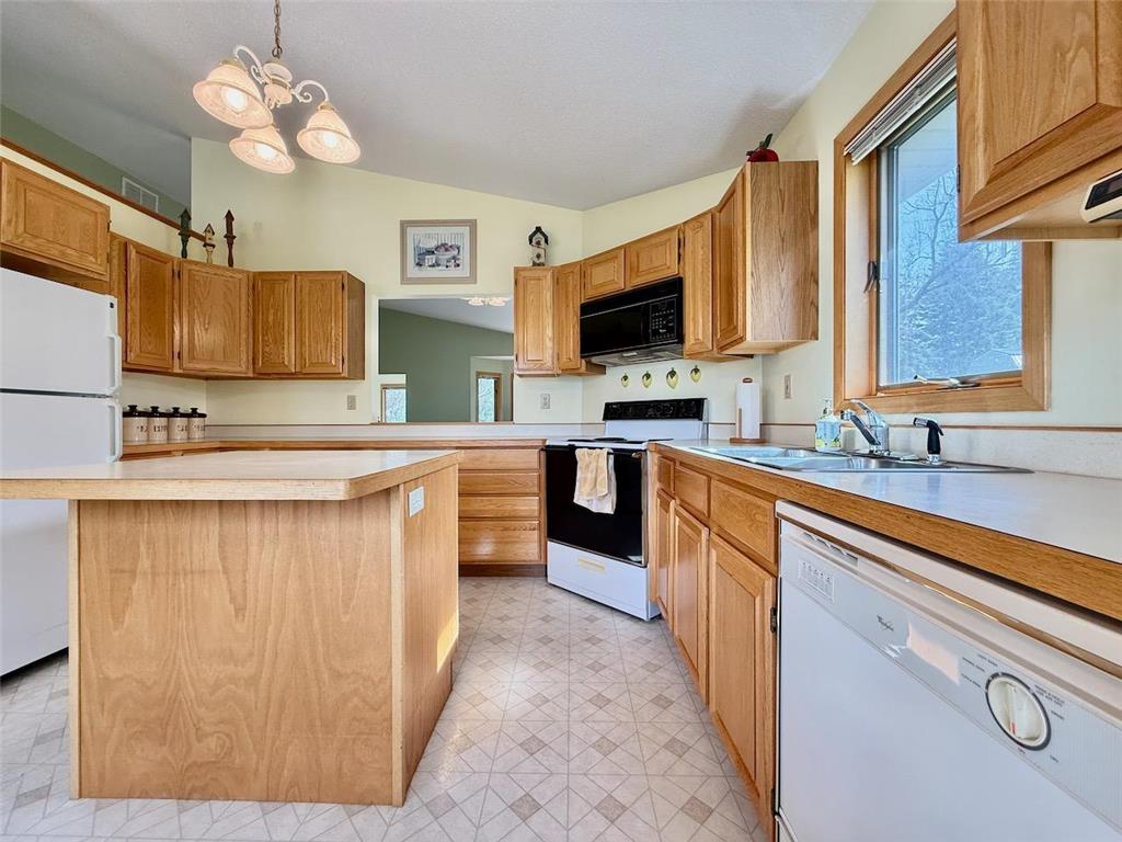 126 W Hilltop Drive Fergus Falls MN 56537 7068817 image7