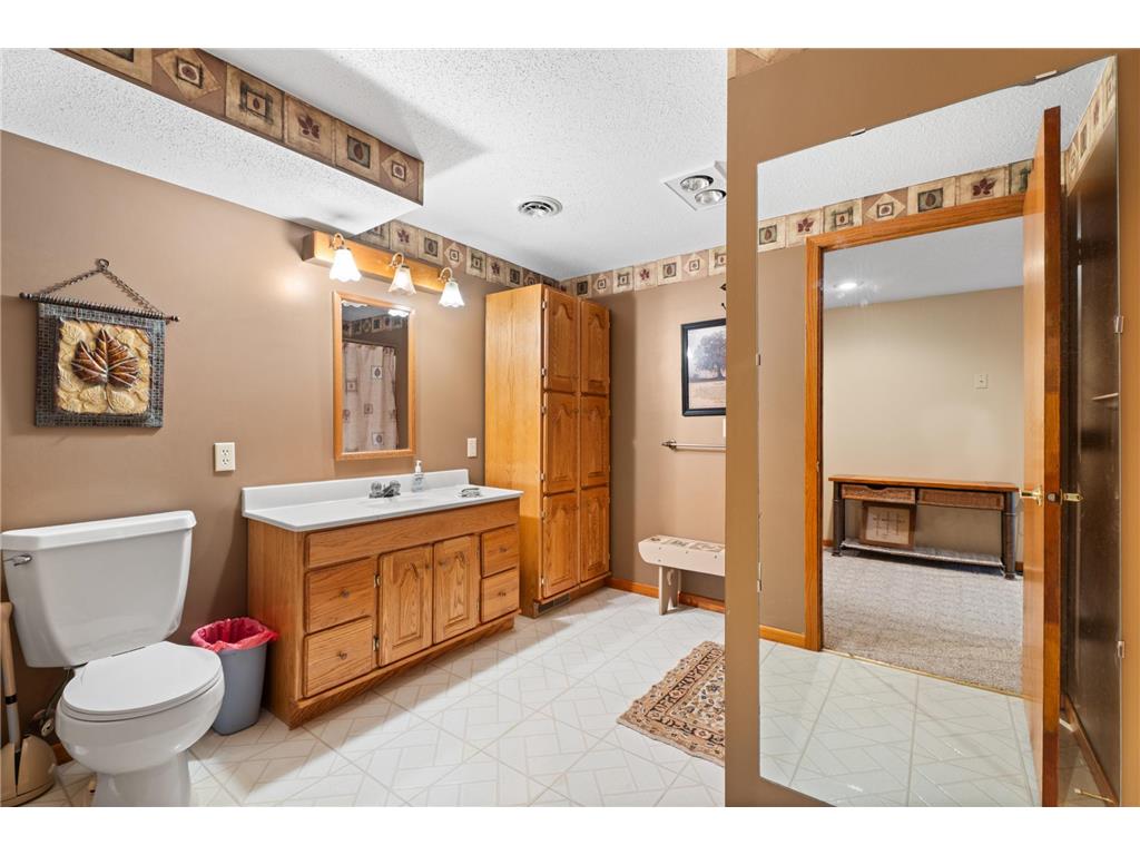 1260 Collegeway Worthington MN 56187 6818154 image35