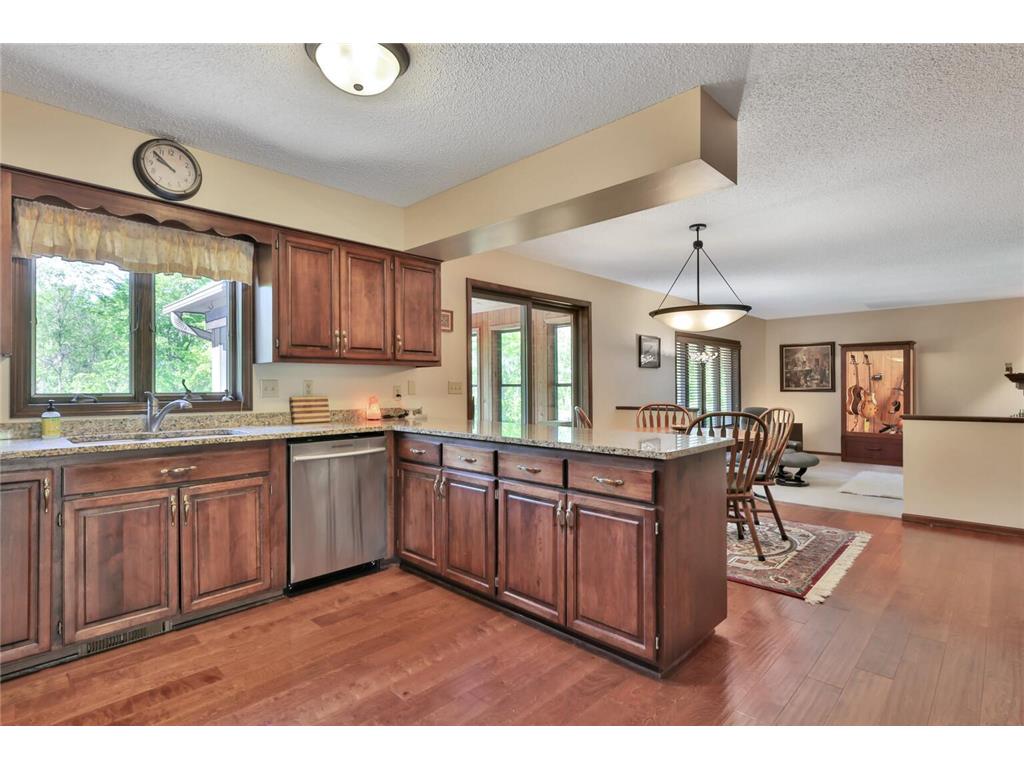 1260 Kolff Court Newport MN 55055 7067866 image24