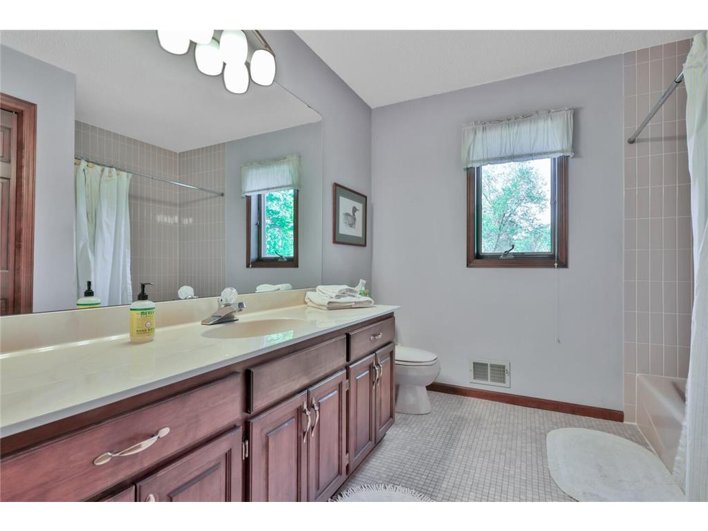 1260 Kolff Court Newport MN 55055 7067866 image52