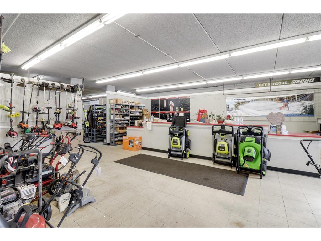 1260 Payne Avenue Saint Paul MN 55130 7014647 image4