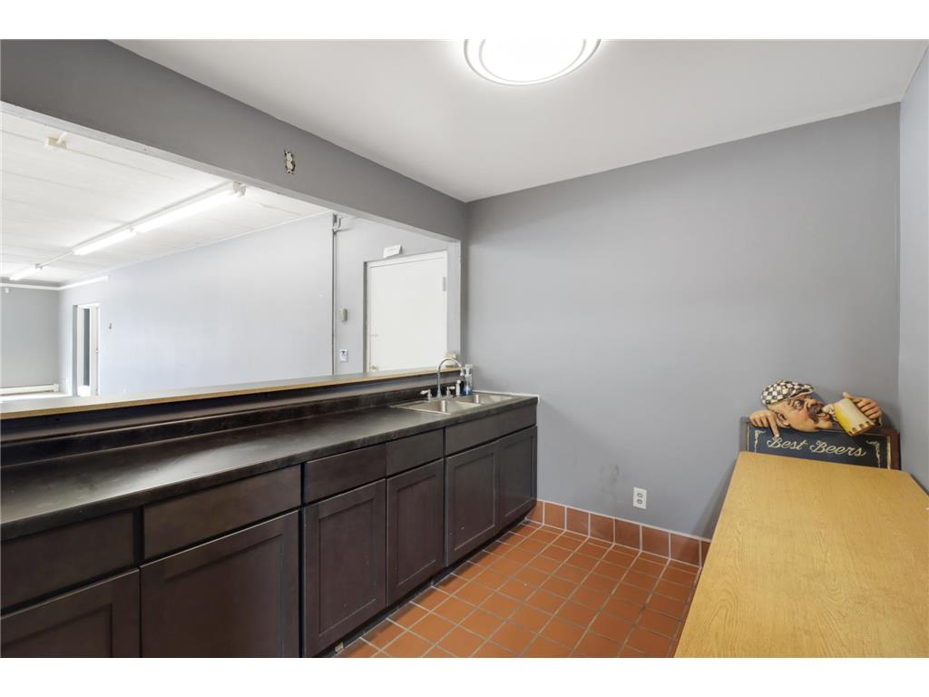 1260 Payne Avenue Saint Paul MN 55130 7014647 image7