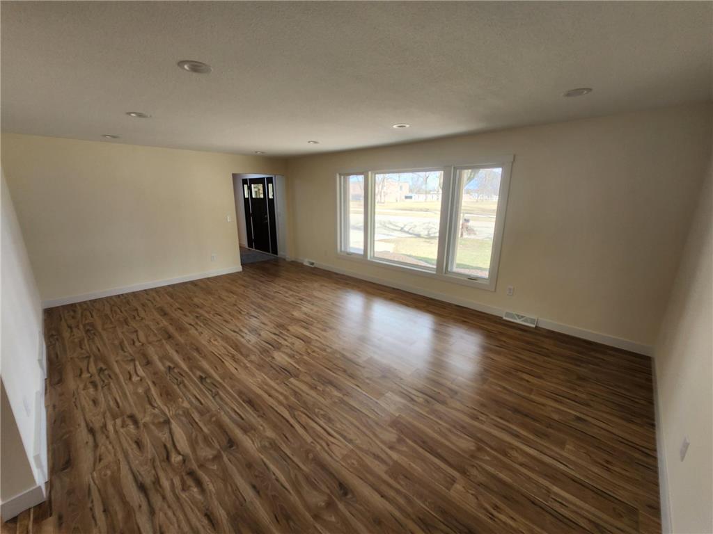 1260 Truman Avenue Owatonna MN 55060 7075030 image10