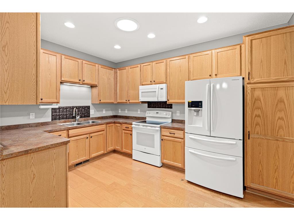 12600 Midway Court NE #D Blaine MN 55449 7073932 image10