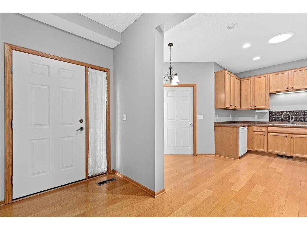12600 Midway Court NE #D Blaine MN 55449 7073932 image8