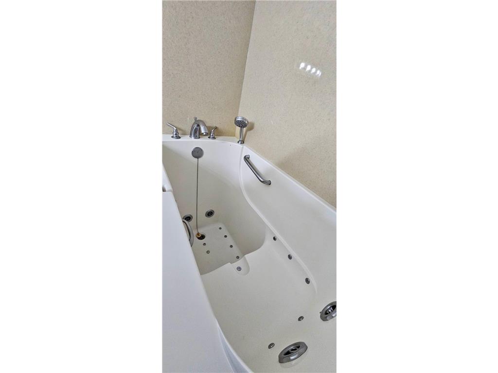 12600 Parkwood Drive #208 Burnsville MN 55337 7017747 image15