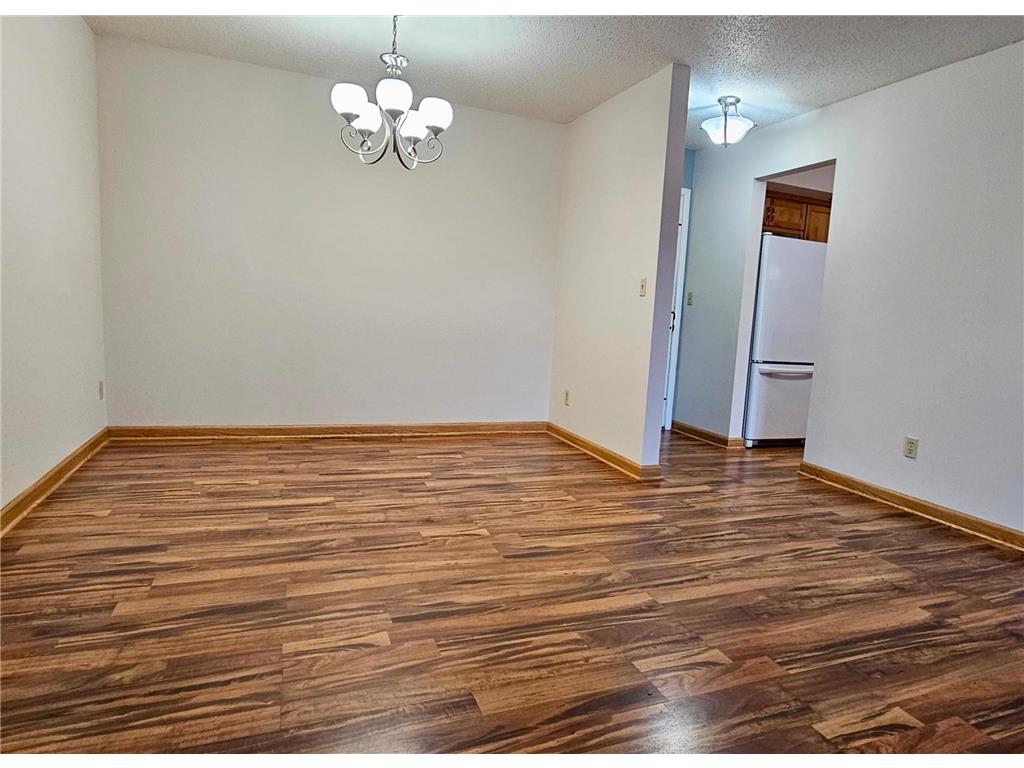 12600 Parkwood Drive #208 Burnsville MN 55337 7017747 image3