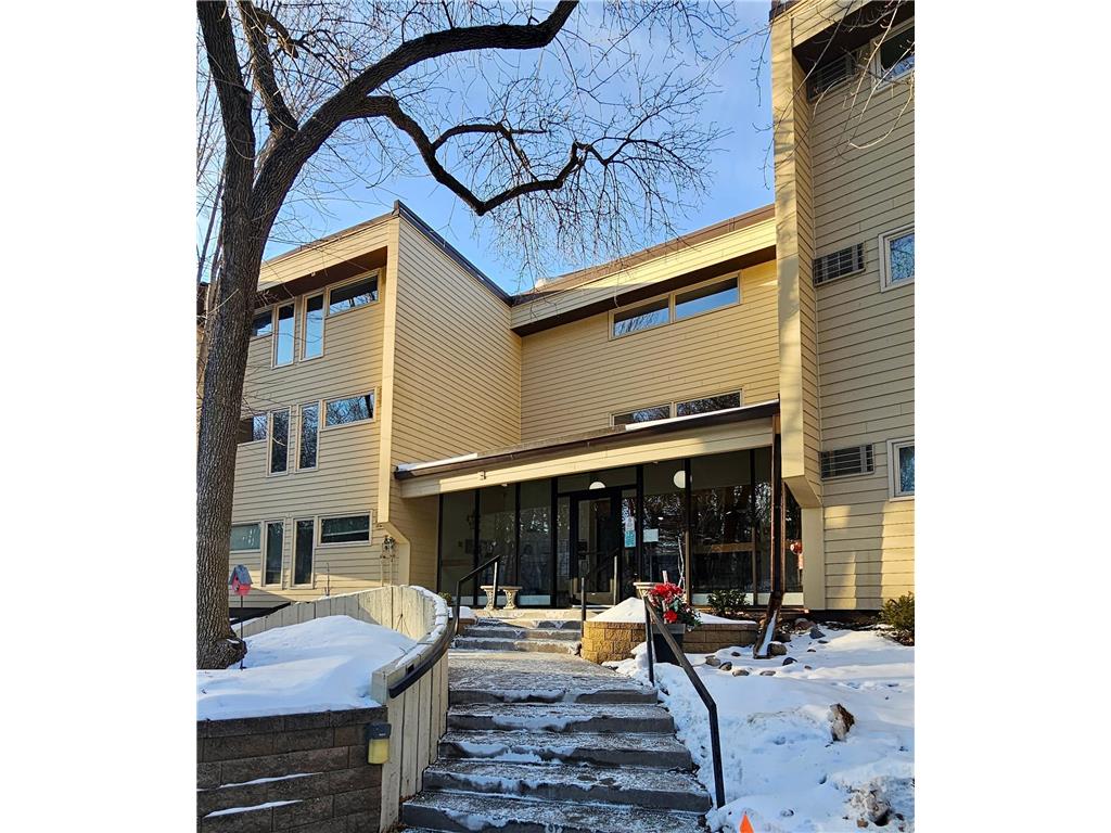 12600 Parkwood Drive #208 Burnsville MN 55337 7017747 image32
