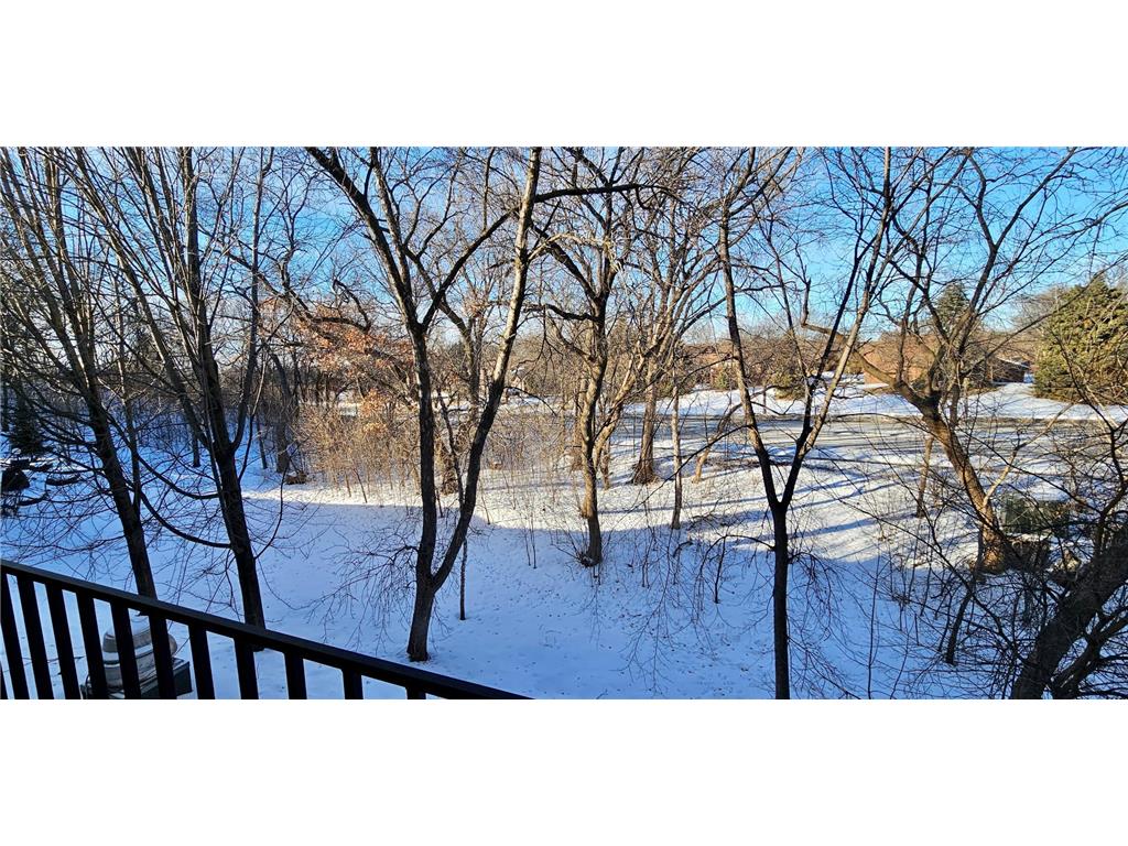 12600 Parkwood Drive #208 Burnsville MN 55337 7017747 image6