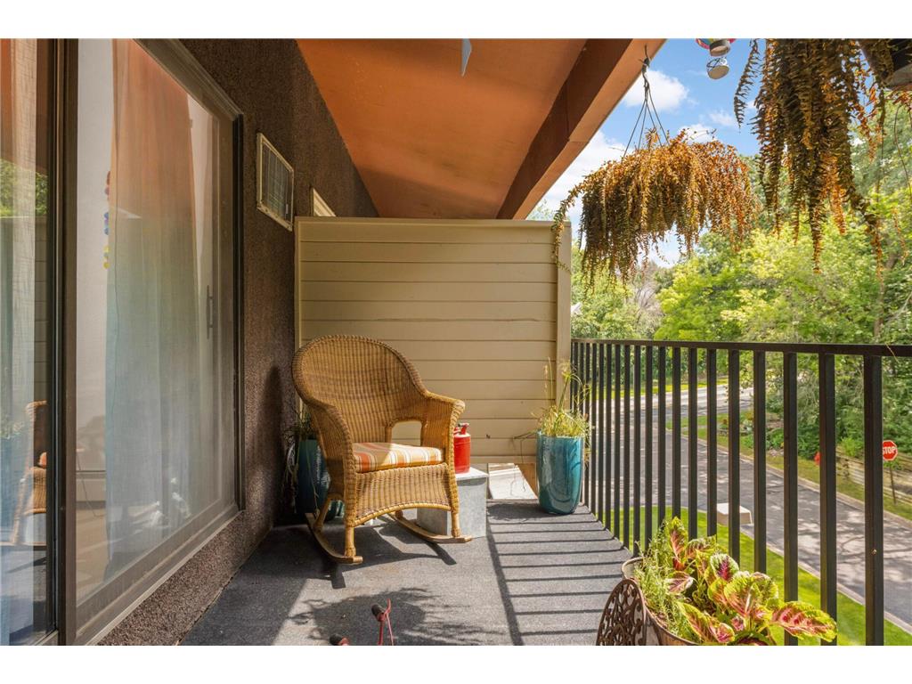 12600 Parkwood Drive #307 Burnsville MN 55337 7021220 image19