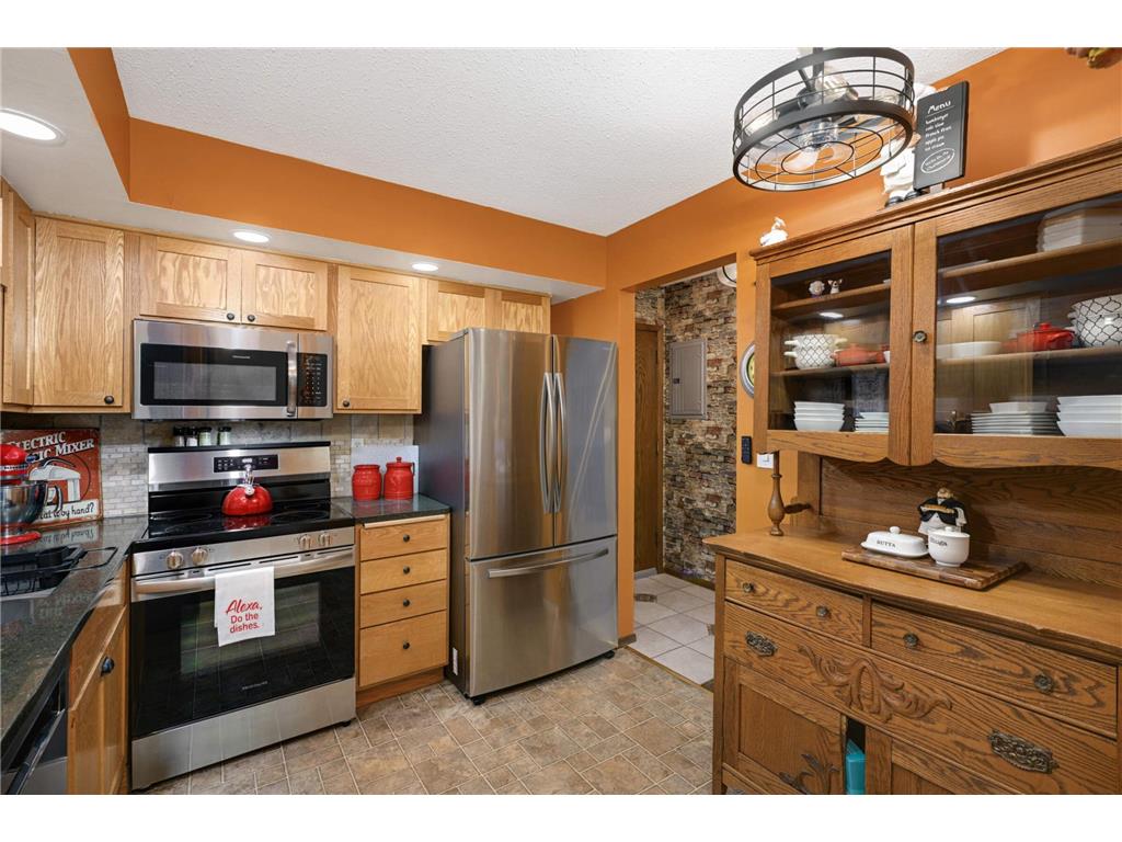 12600 Parkwood Drive #307 Burnsville MN 55337 7021220 image8