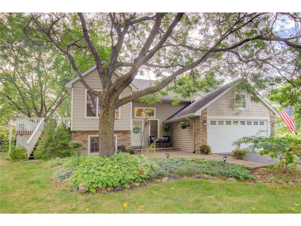 12601 Driftwood Court, Apple Valley, MN 55124 MLS 6249090 Edina Realty