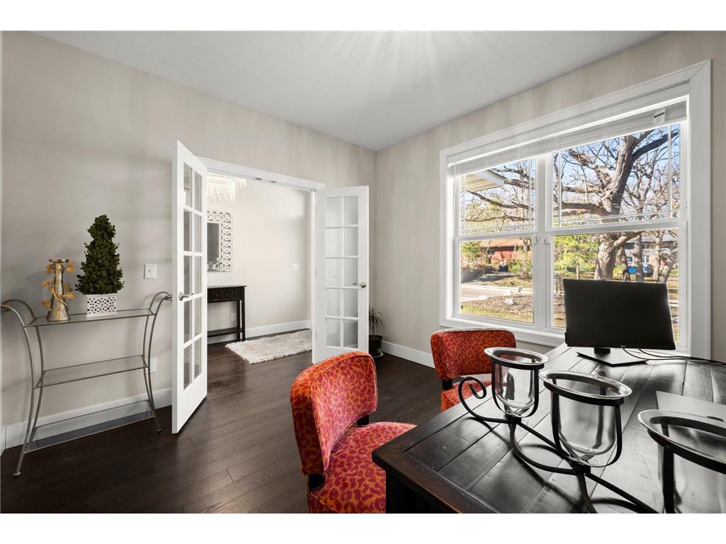 12601 Ridgemount Avenue Minnetonka MN 55305 7111929 image10