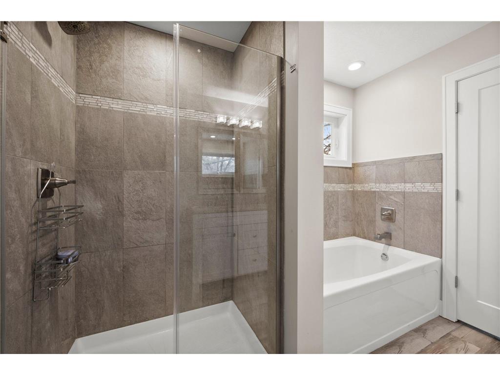 12601 Ridgemount Avenue Minnetonka MN 55305 7111929 image17