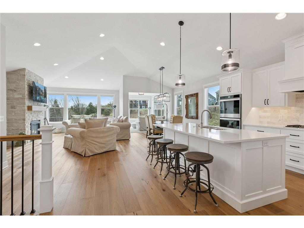 12601 Surrey Street Eden Prairie MN 55347 6702951 image1