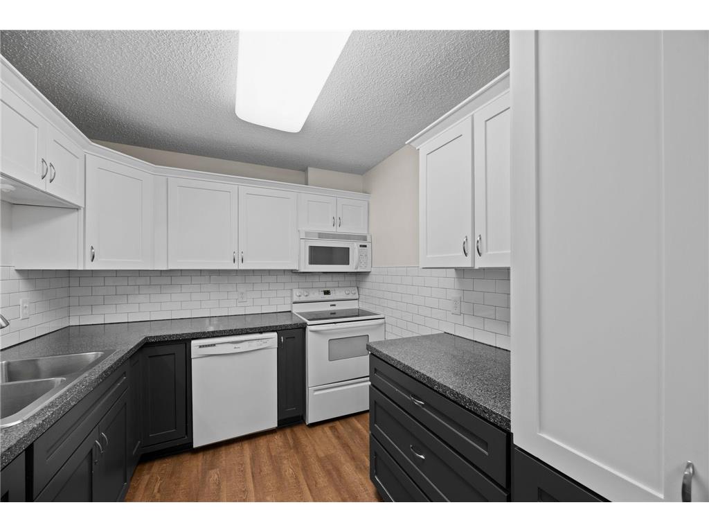12605 Sherwood Place Minnetonka MN 55305 7066406 image11