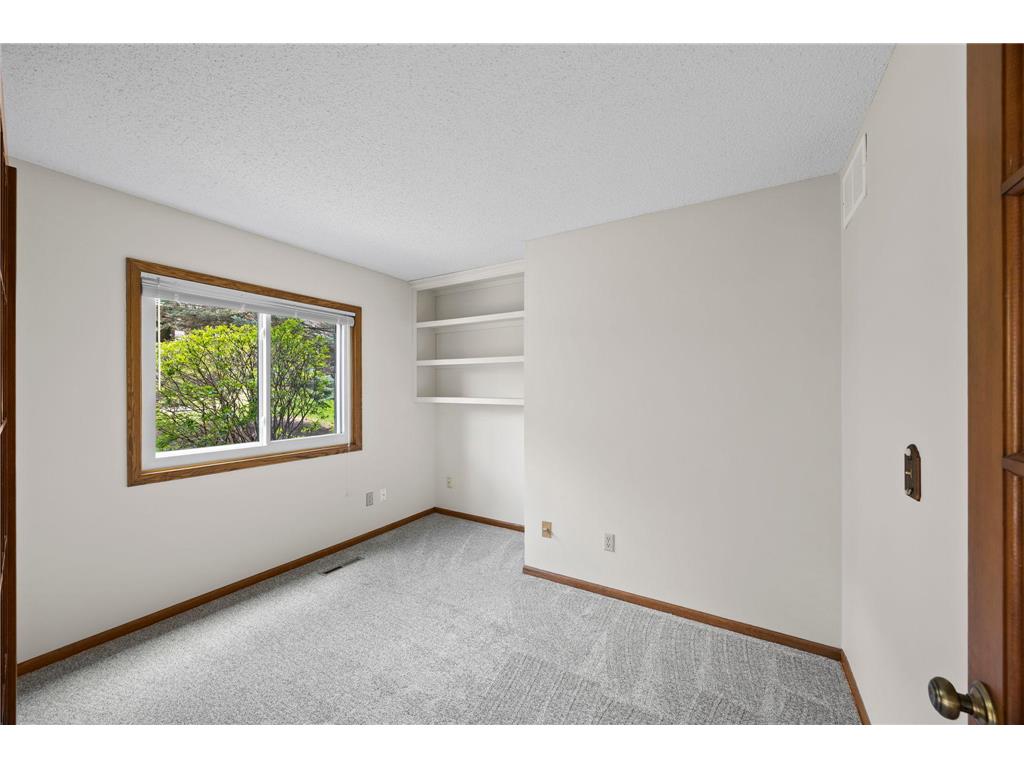 12605 Sherwood Place Minnetonka MN 55305 7066406 image15