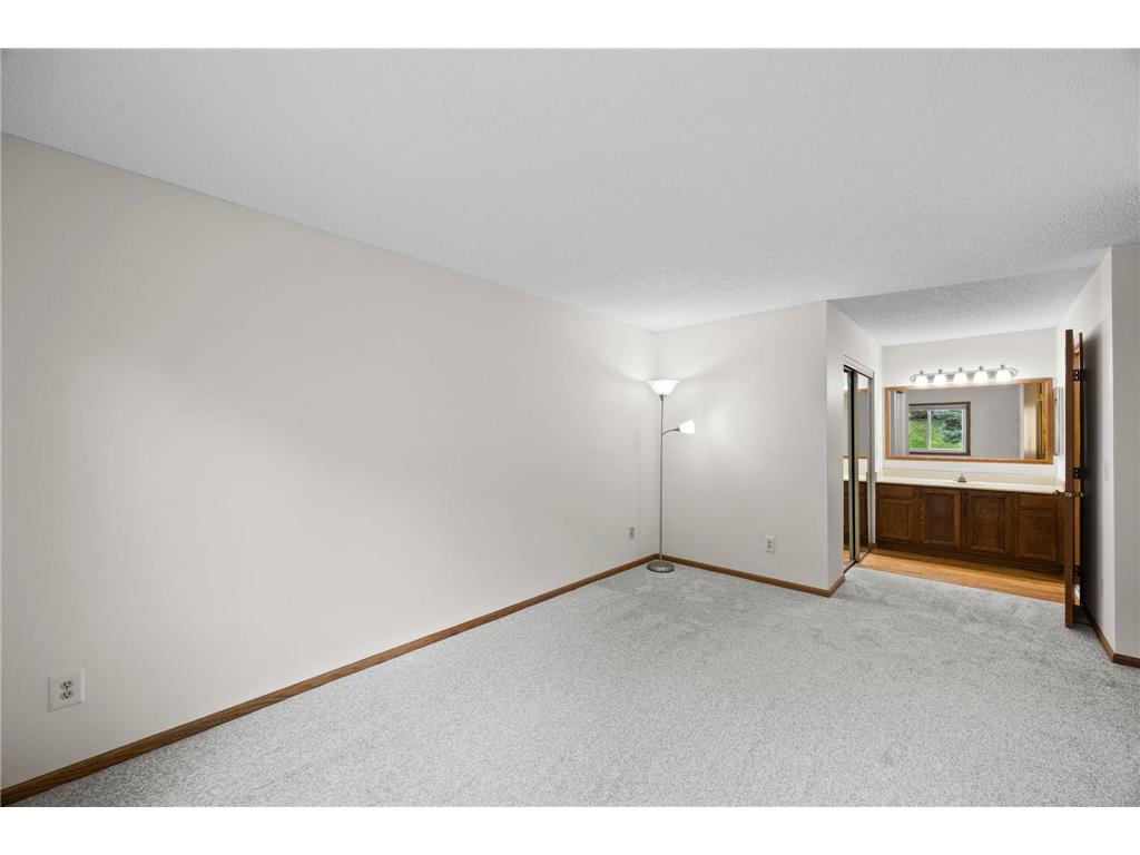 12605 Sherwood Place Minnetonka MN 55305 7066406 image18