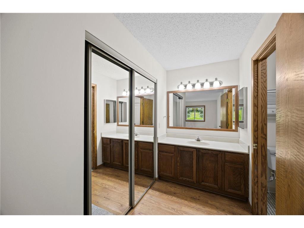 12605 Sherwood Place Minnetonka MN 55305 7066406 image20