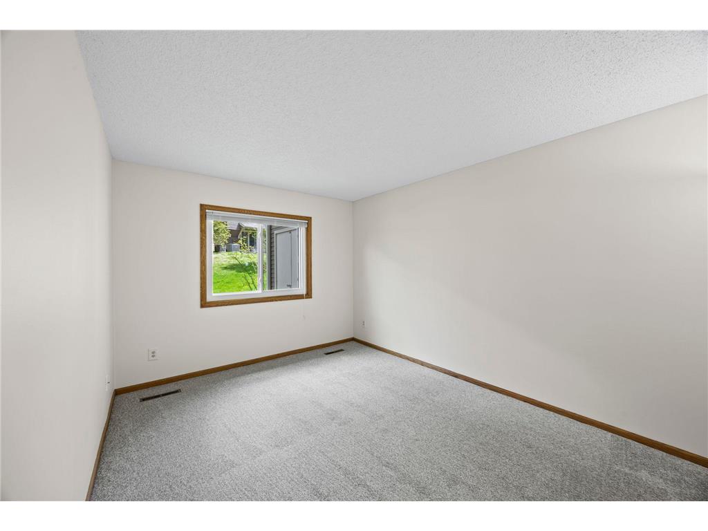 12605 Sherwood Place Minnetonka MN 55305 7066406 image23