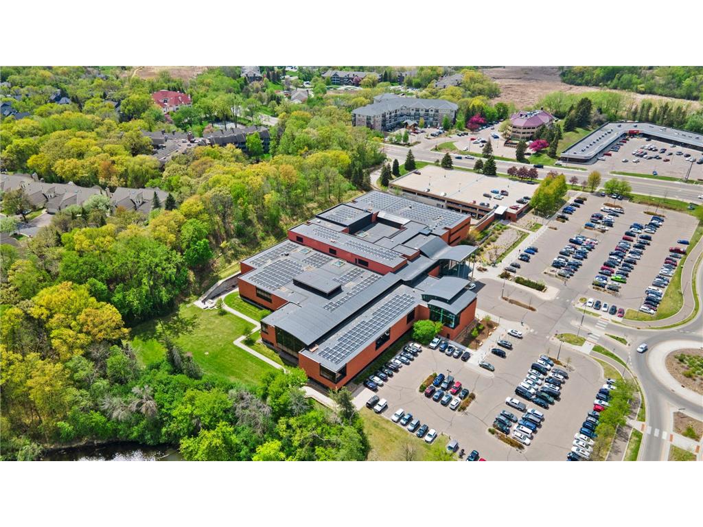 12605 Sherwood Place Minnetonka MN 55305 7066406 image30