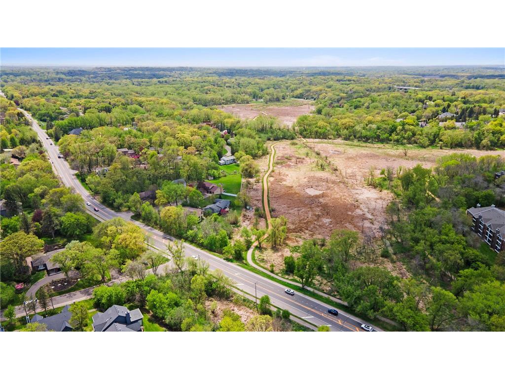 12605 Sherwood Place Minnetonka MN 55305 7066406 image31