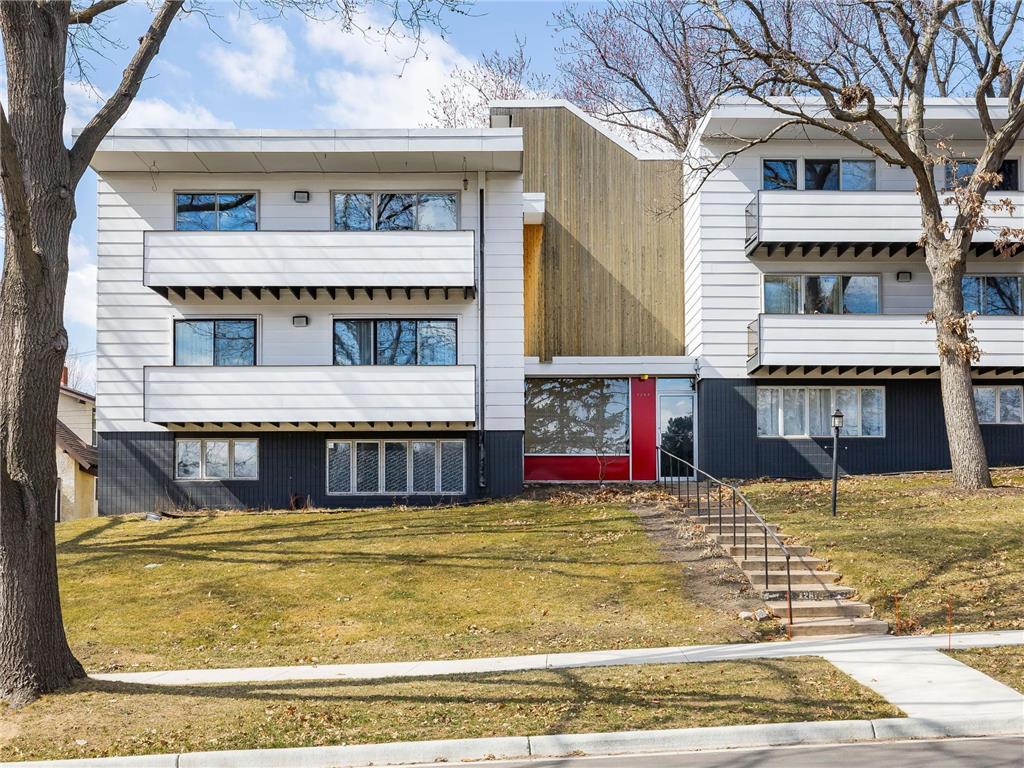 1261 Cleveland Avenue N #6A Saint Paul MN 55108 6491170 image1