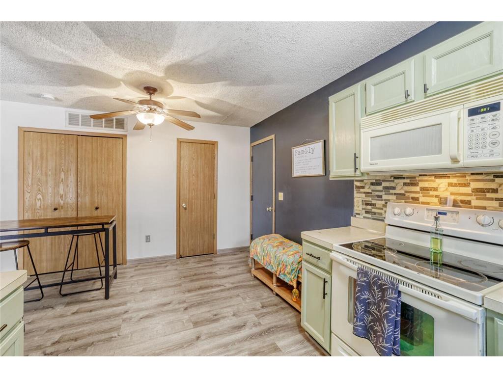 12616 University Avenue NW Coon Rapids MN 55448 7039941 image4