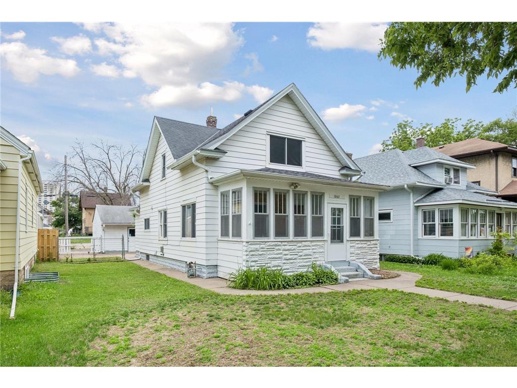1262 Charles Avenue Saint Paul MN 55104 7091152 image1