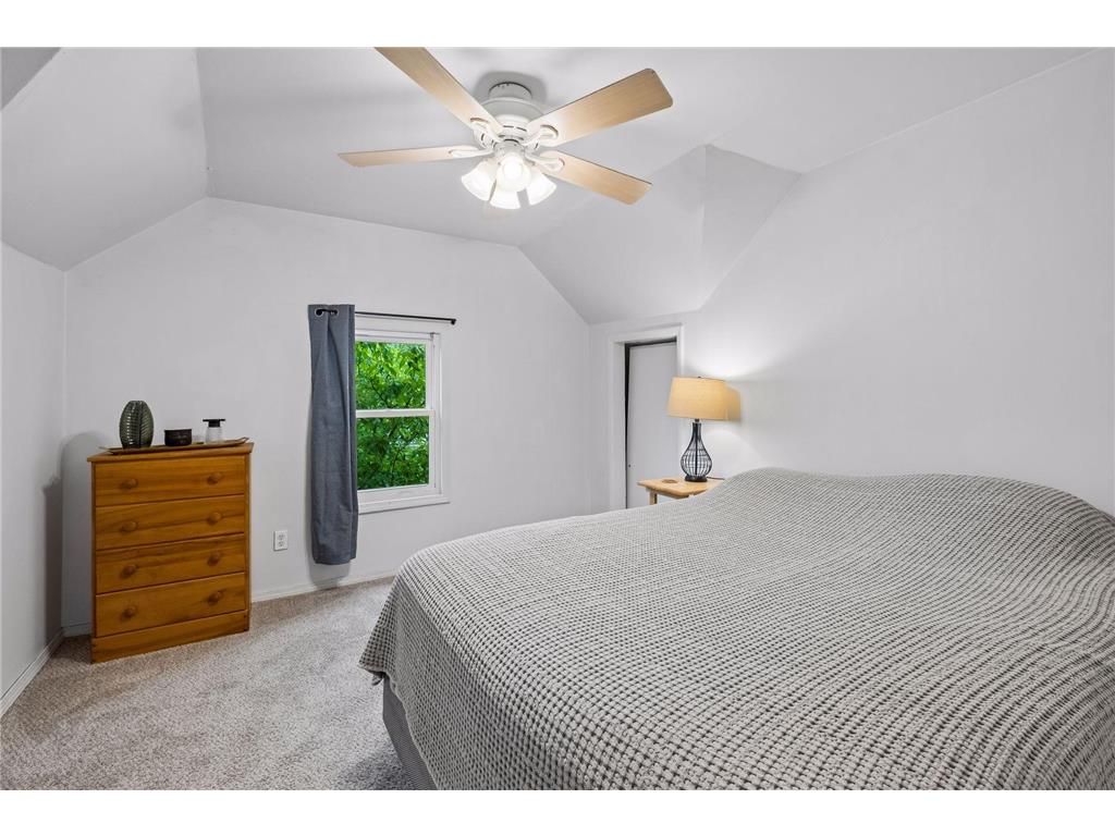 1262 Charles Avenue Saint Paul MN 55104 7091152 image35
