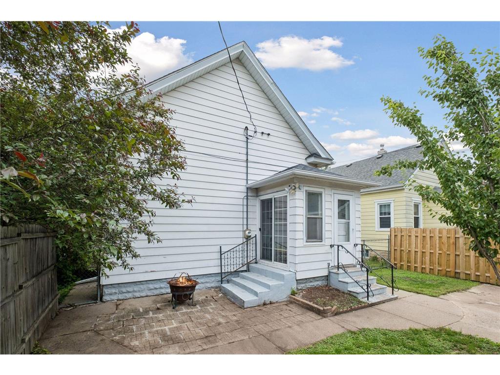 1262 Charles Avenue Saint Paul MN 55104 7091152 image40