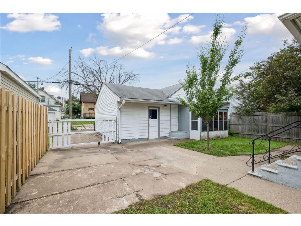 1262 Charles Avenue Saint Paul MN 55104 7091152 image41