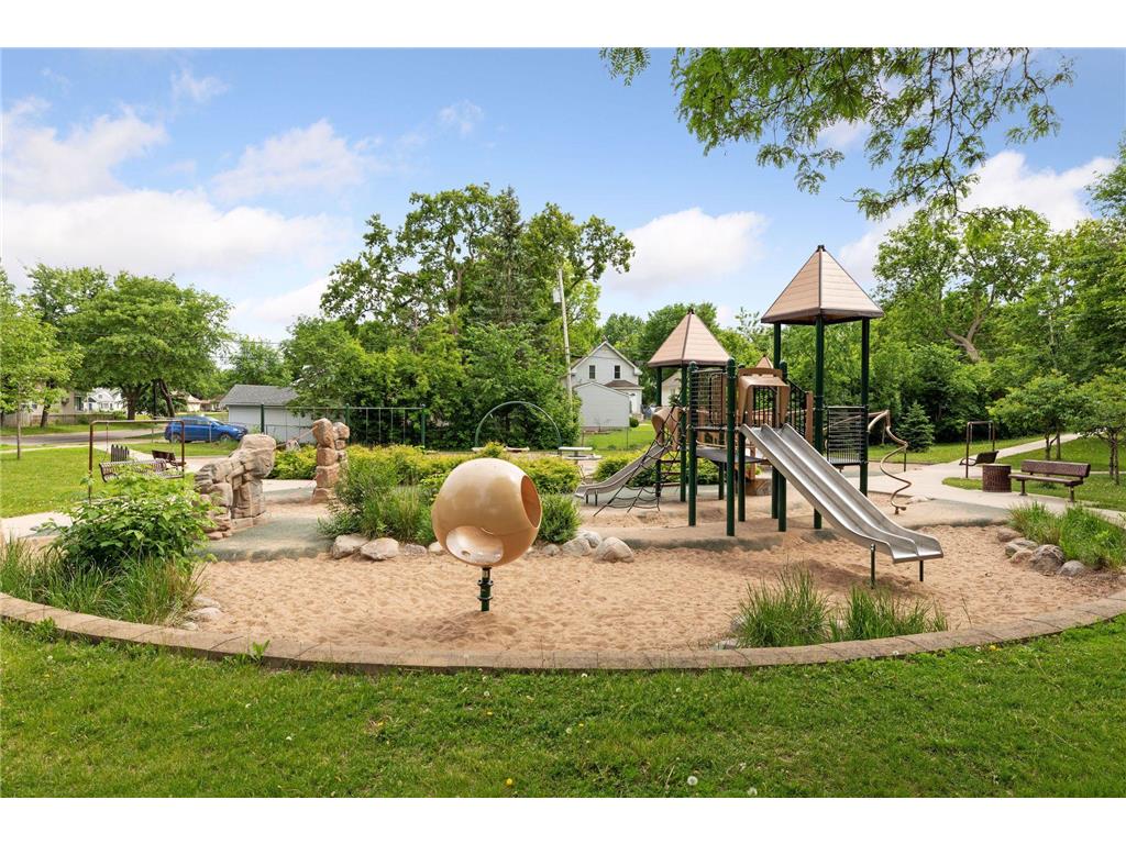 1262 Charles Avenue Saint Paul MN 55104 7091152 image56