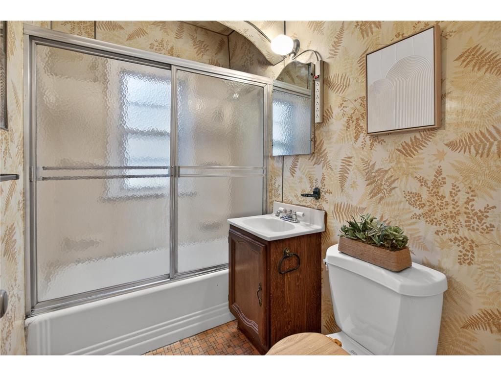 1262 Edgcumbe Road Saint Paul MN 55105 7090687 image11