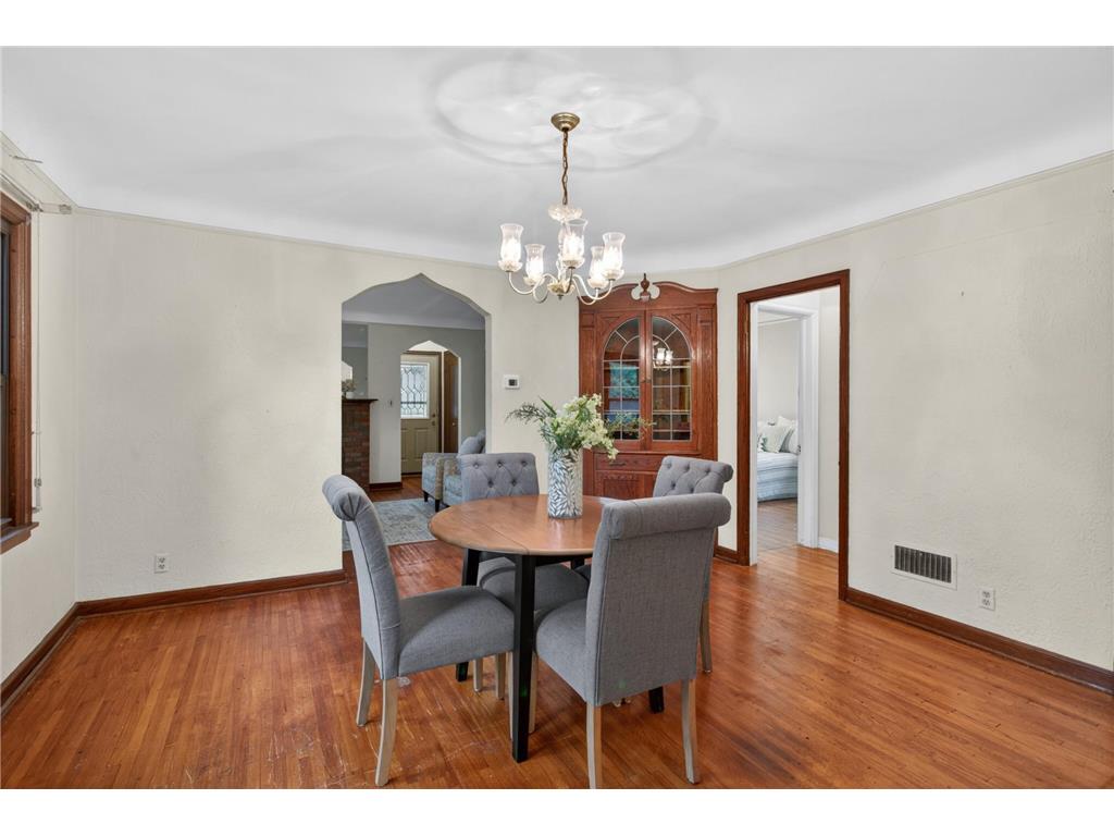 1262 Edgcumbe Road Saint Paul MN 55105 7090687 image5