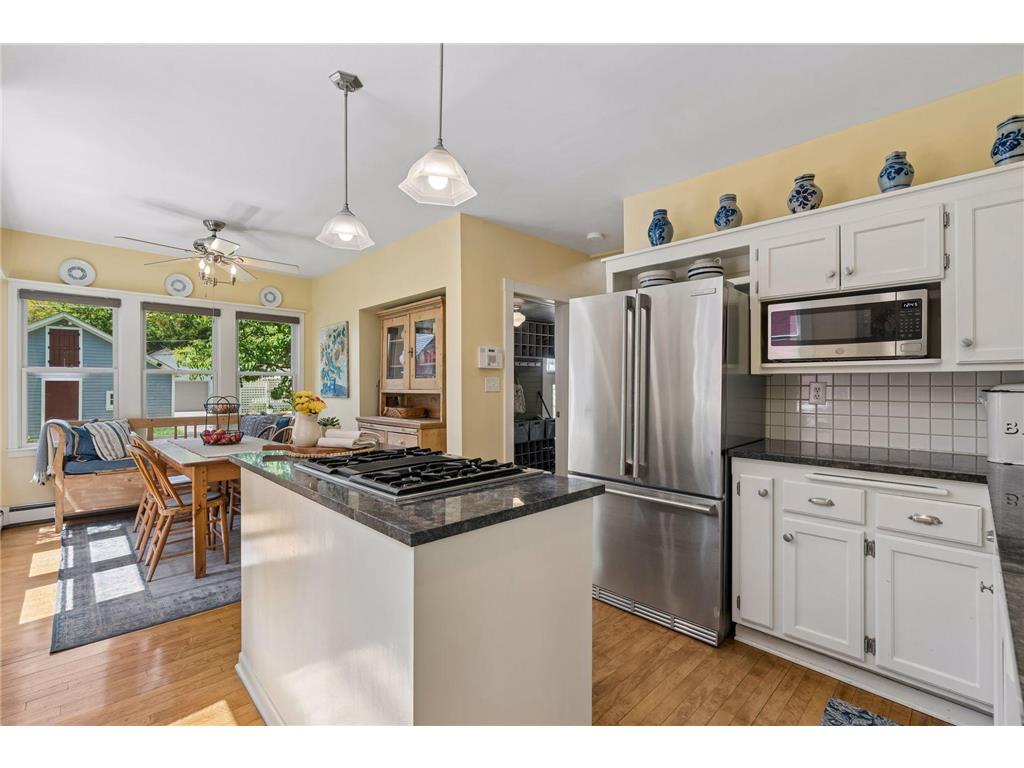 1263 Como Boulevard W Saint Paul MN 55103 - Como Lake 7048968 image20