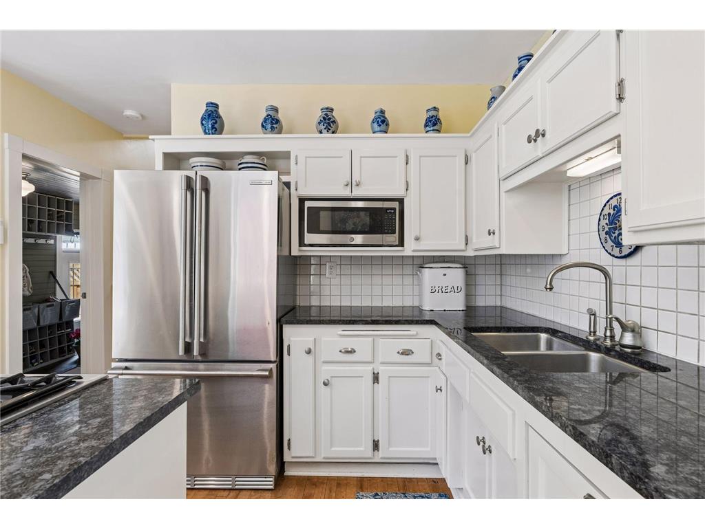 1263 Como Boulevard W Saint Paul MN 55103 - Como Lake 7048968 image21