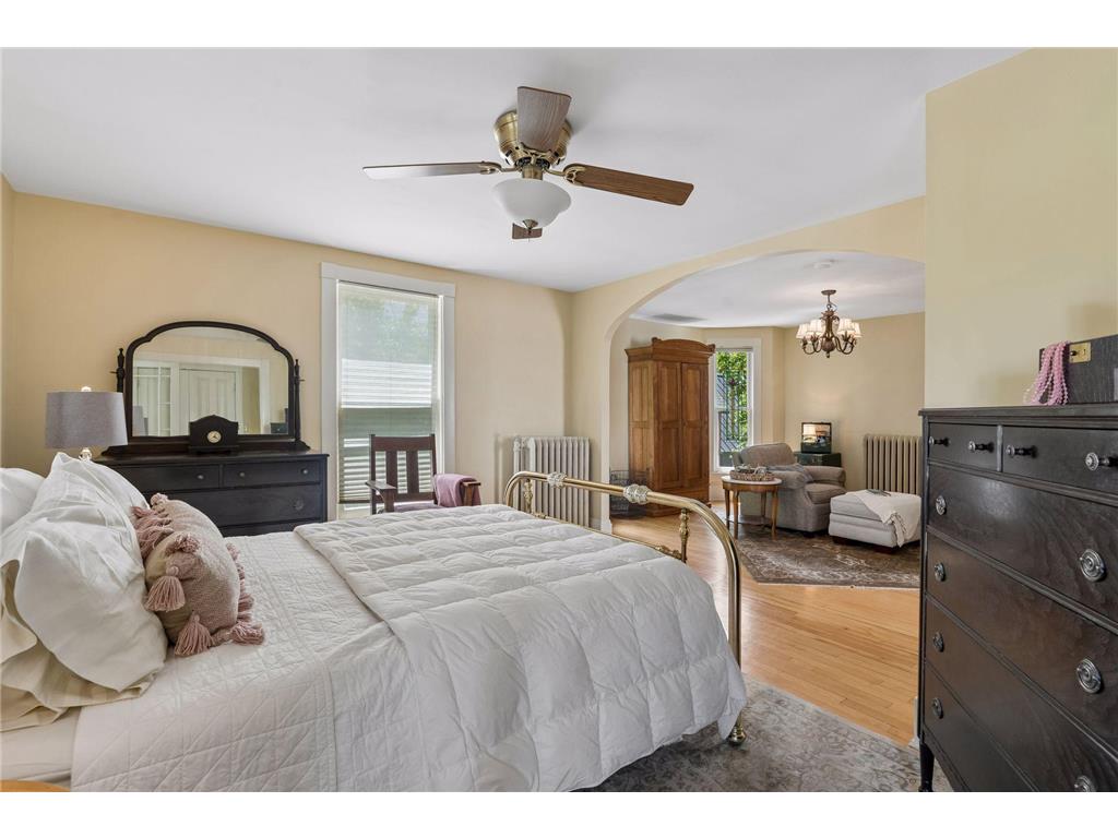 1263 Como Boulevard W Saint Paul MN 55103 - Como Lake 7048968 image33