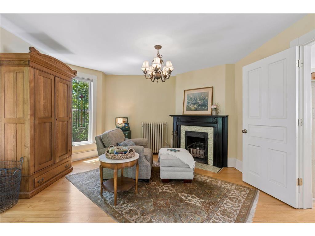 1263 Como Boulevard W Saint Paul MN 55103 - Como Lake 7048968 image36