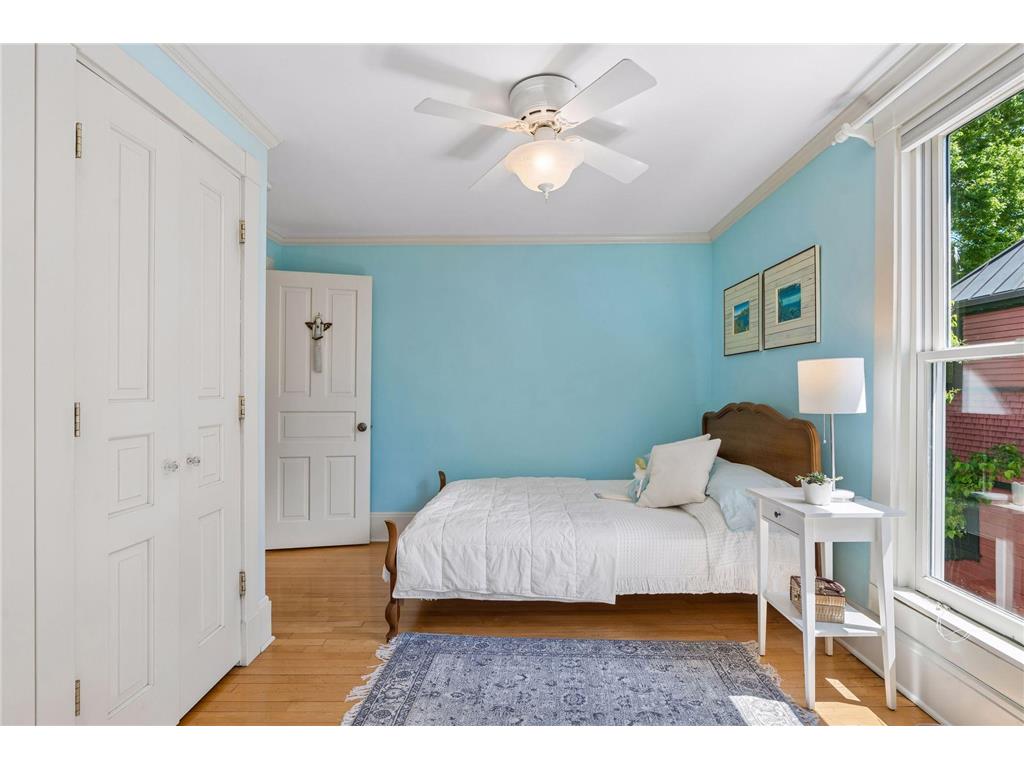 1263 Como Boulevard W Saint Paul MN 55103 - Como Lake 7048968 image39